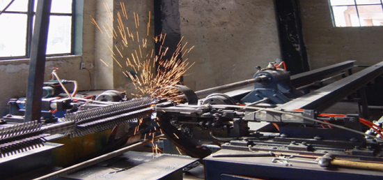 針形管全自動焊機