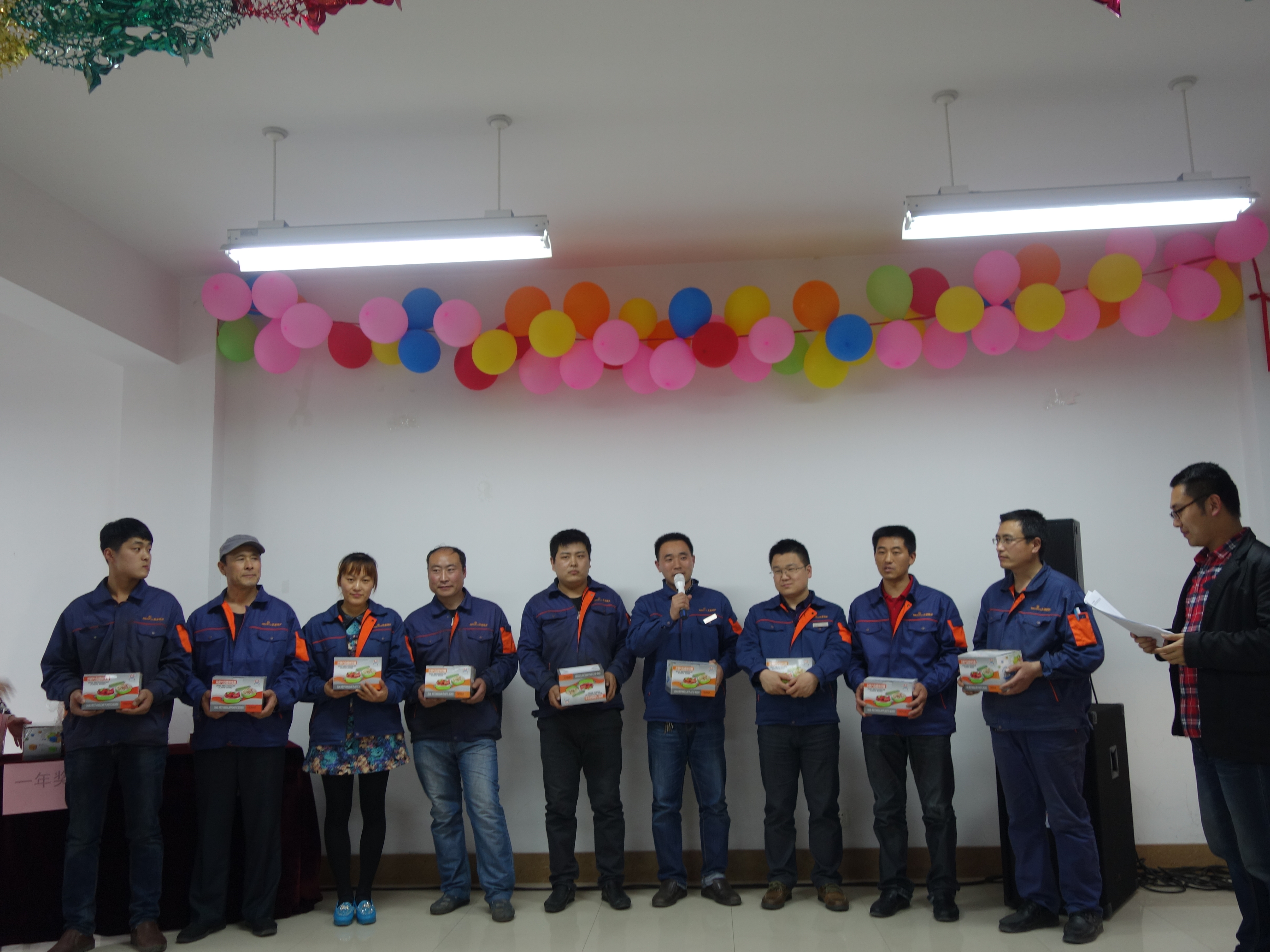 感謝他們?yōu)閯P能帶來動力