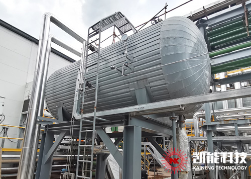 余熱鍋爐汽包安裝項目現(xiàn)場